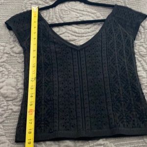 L’agence -Black Lined V neck tank style top